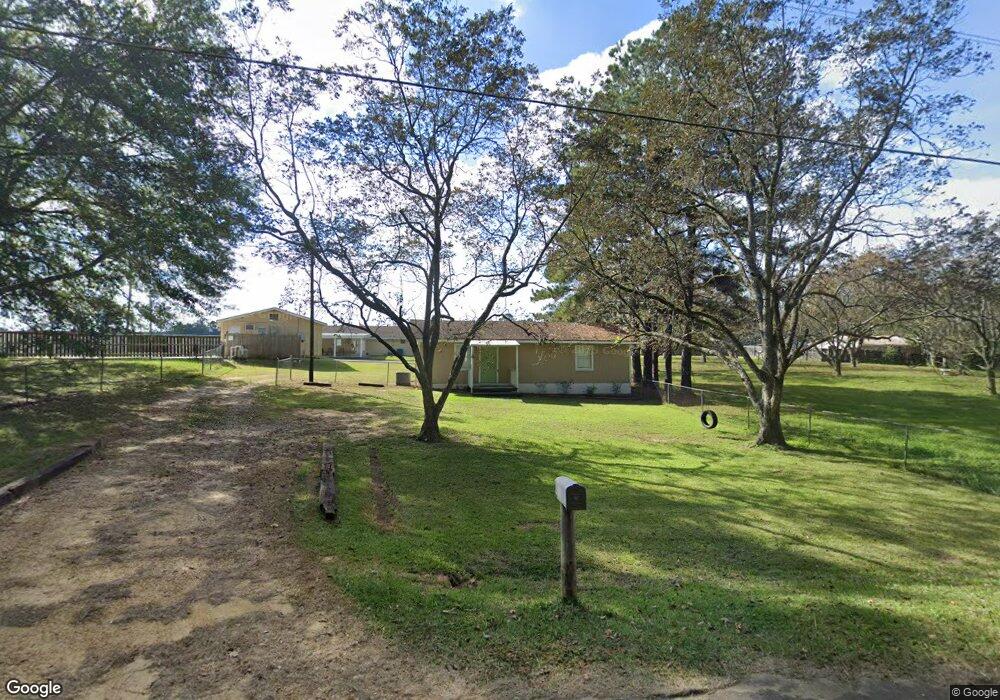 1020 Eleanor Dr, McComb, MS 39648 - photo 1