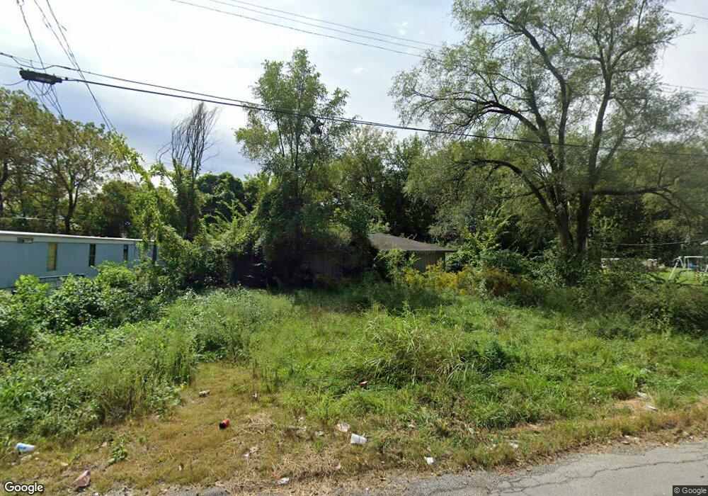 8812 Penn St, Collinsville, IL 62234 - photo 1