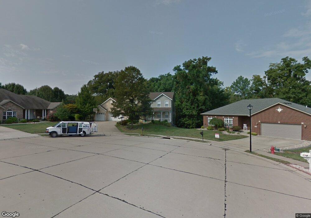 10 Chariot Ct, Glen Carbon, IL 62034 - photo 1