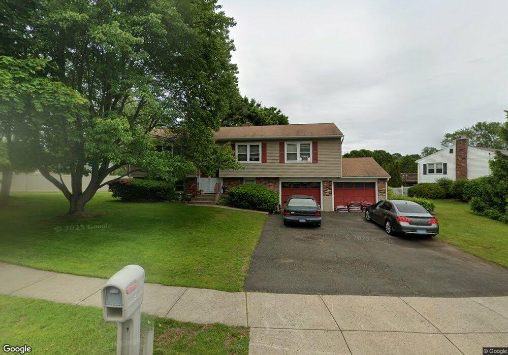 4 Cowpen Rd, West Haven, CT 06516 - photo 1