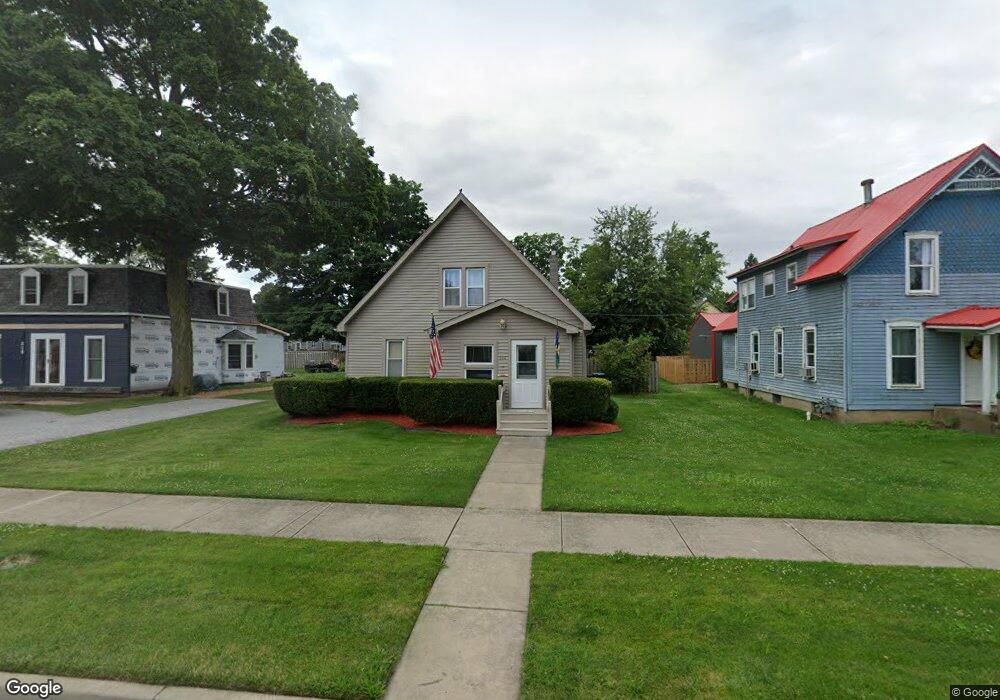 314 E Jefferson Ave, La Porte, IN 46350 - photo 1