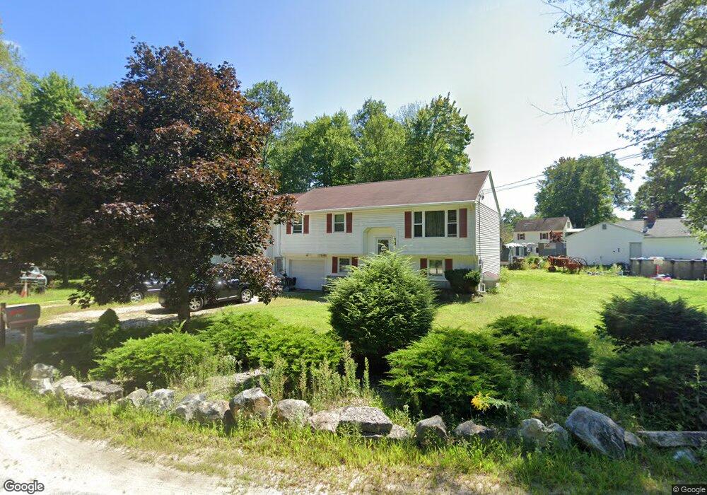 17 Greentrees Dr, Hudson, NH 03051 - photo 1