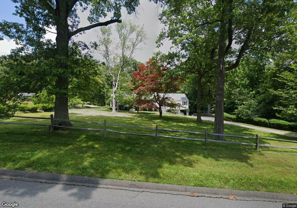 94 Hawks Hill Rd, New Canaan, CT 06840 - photo 1