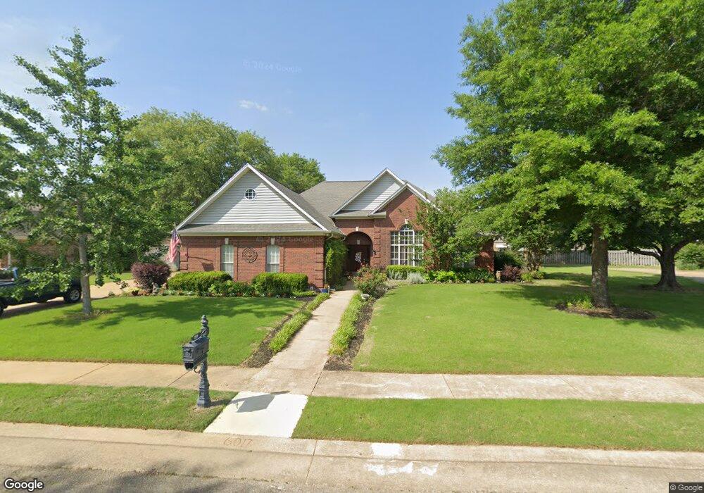 6017 Lauren Cir, Tupelo, MS 38801 - photo 1