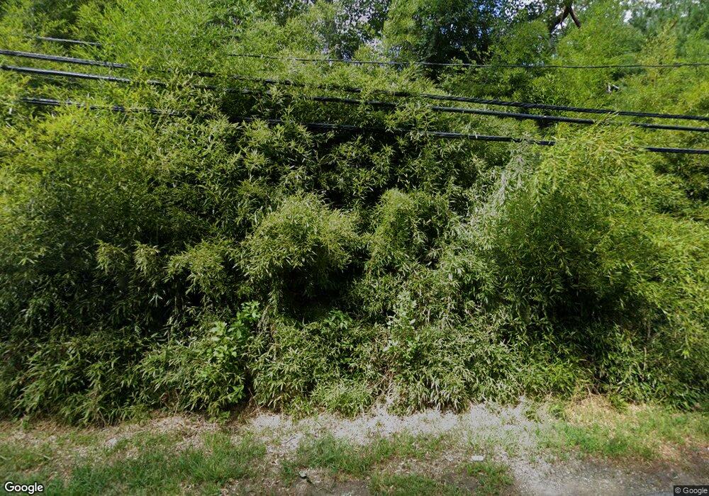 677 Division St, East Greenwich, RI 02818 - photo 1