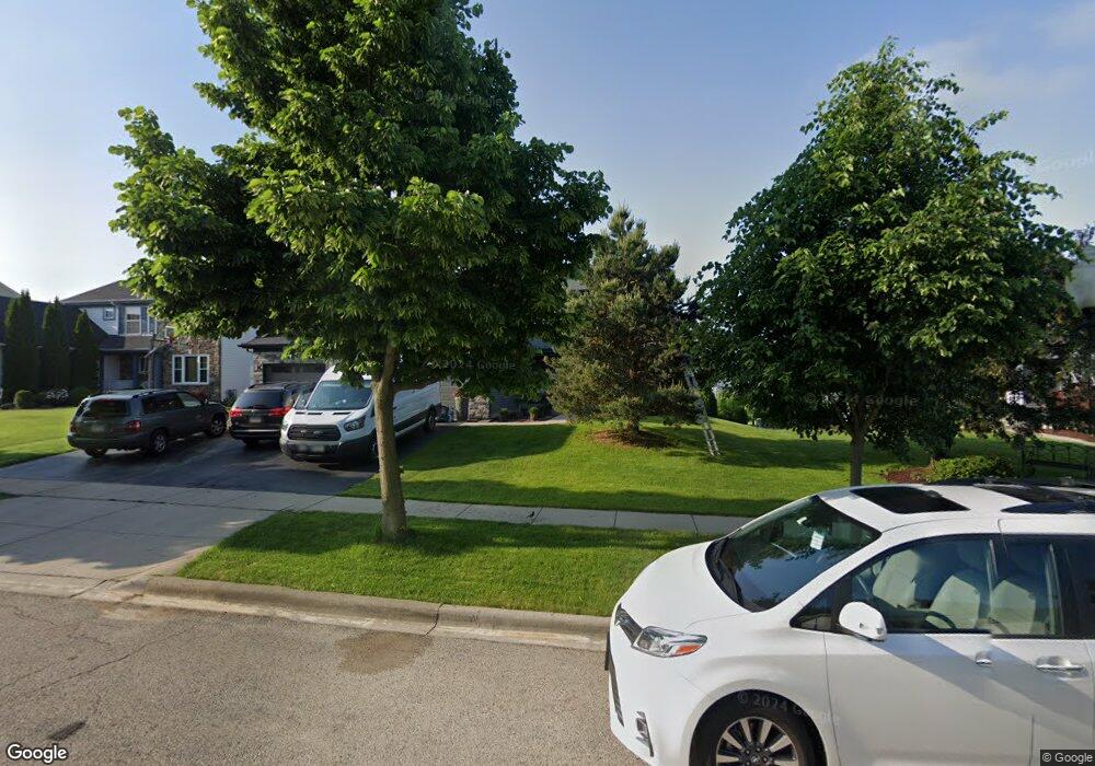 301 Winding Canyon Way, Algonquin, IL 60102 - photo 1