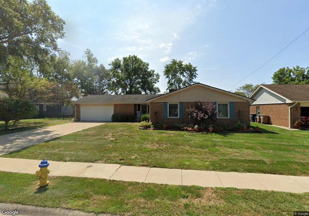 4725 Woodcrest Dr, Columbus, IN 47203 - photo 1