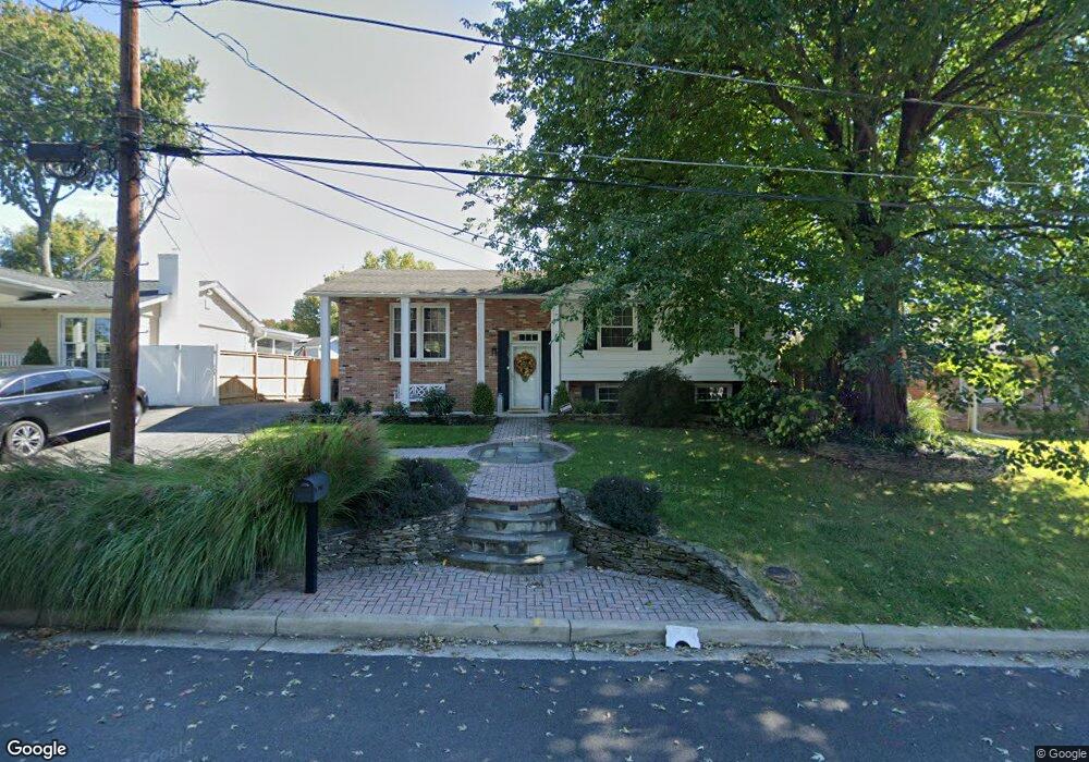 125 Spring St, Gaithersburg, MD 20877 - photo 1