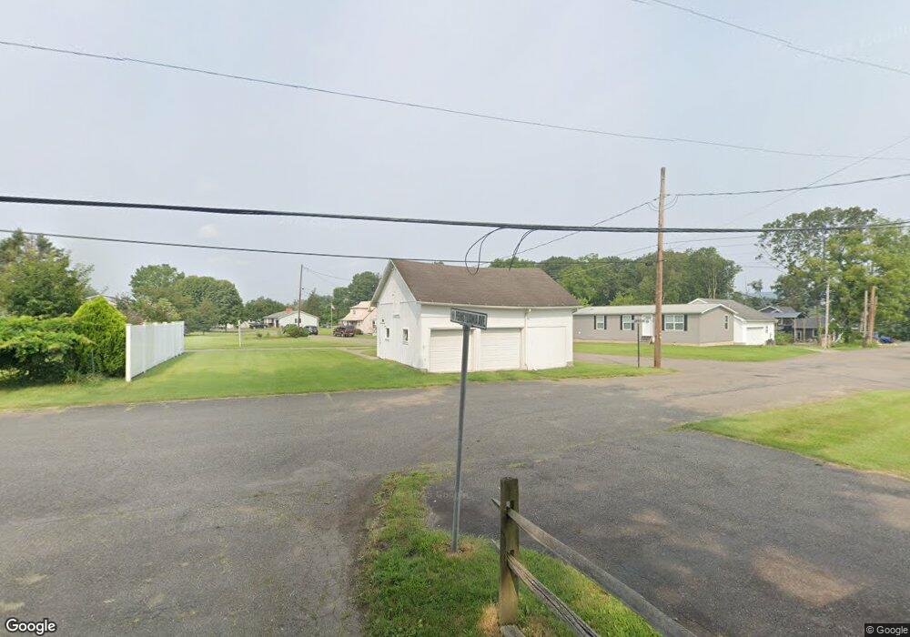 837 1st St, Nescopeck, PA 18635 - photo 1