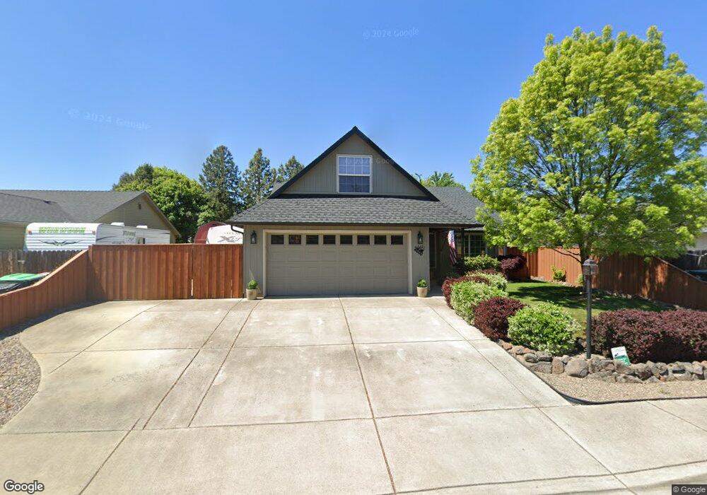 1213 Wedgewood Dr, Central Point, OR 97502 - photo 1