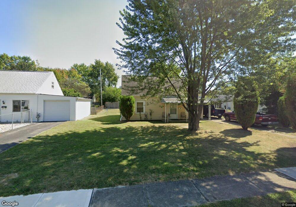 910 Antwerp Rd, Columbus, OH 43213 - photo 1