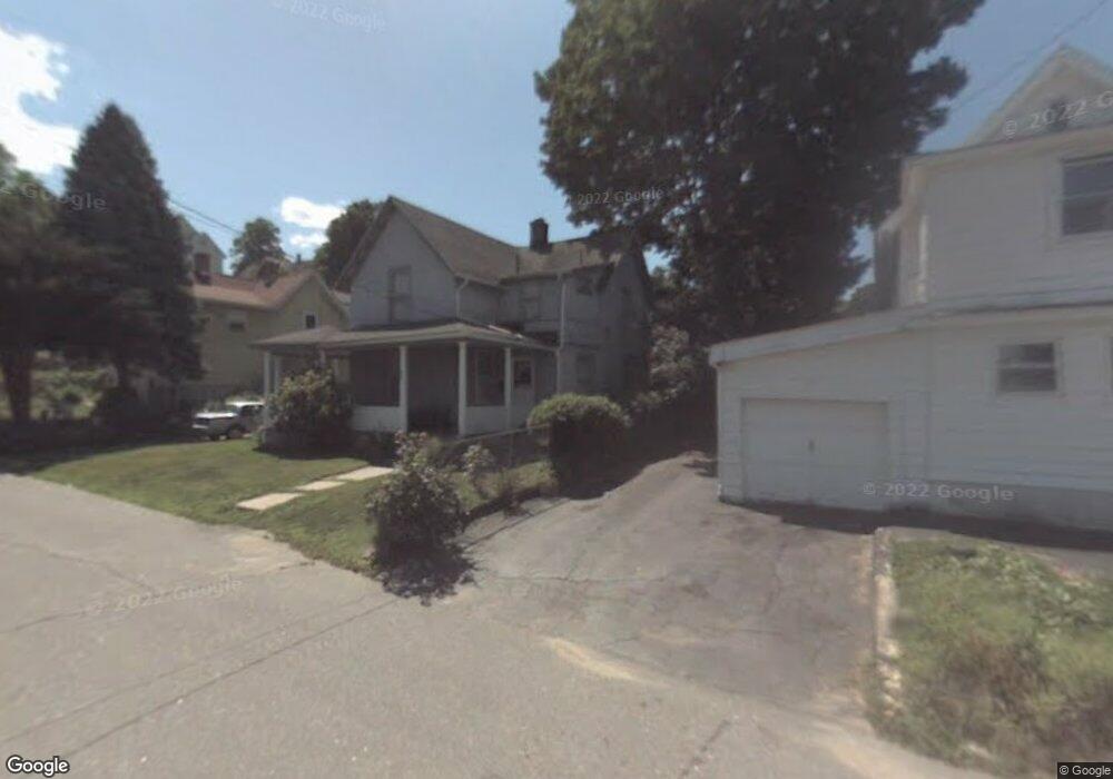 239 Maple St, Naugatuck, CT 06770 - photo 1