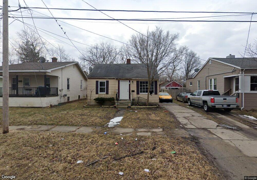 1119 Barrie Ave, Flint, MI 48507 - photo 1