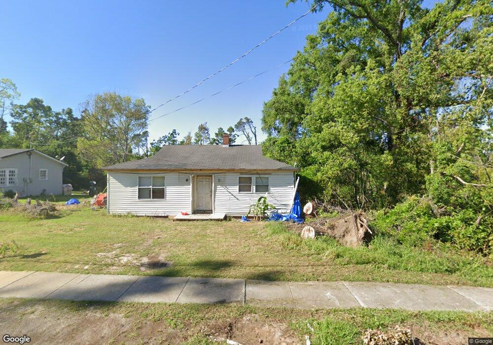 909 Bryan St E, Douglas, GA 31533 - photo 1