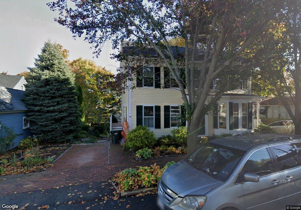 18 Walnut St, Newburyport, MA 01950 - photo 1