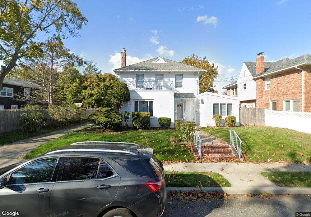 760 Hampton Rd, Woodmere, NY 11598 - photo 1