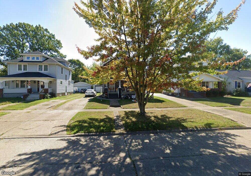 1828 E 34th St, Lorain, OH 44055 - photo 1