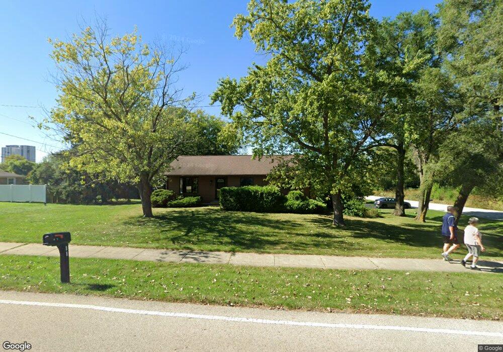 1716 Magnolia Ave, Gurnee, IL 60031 - photo 1