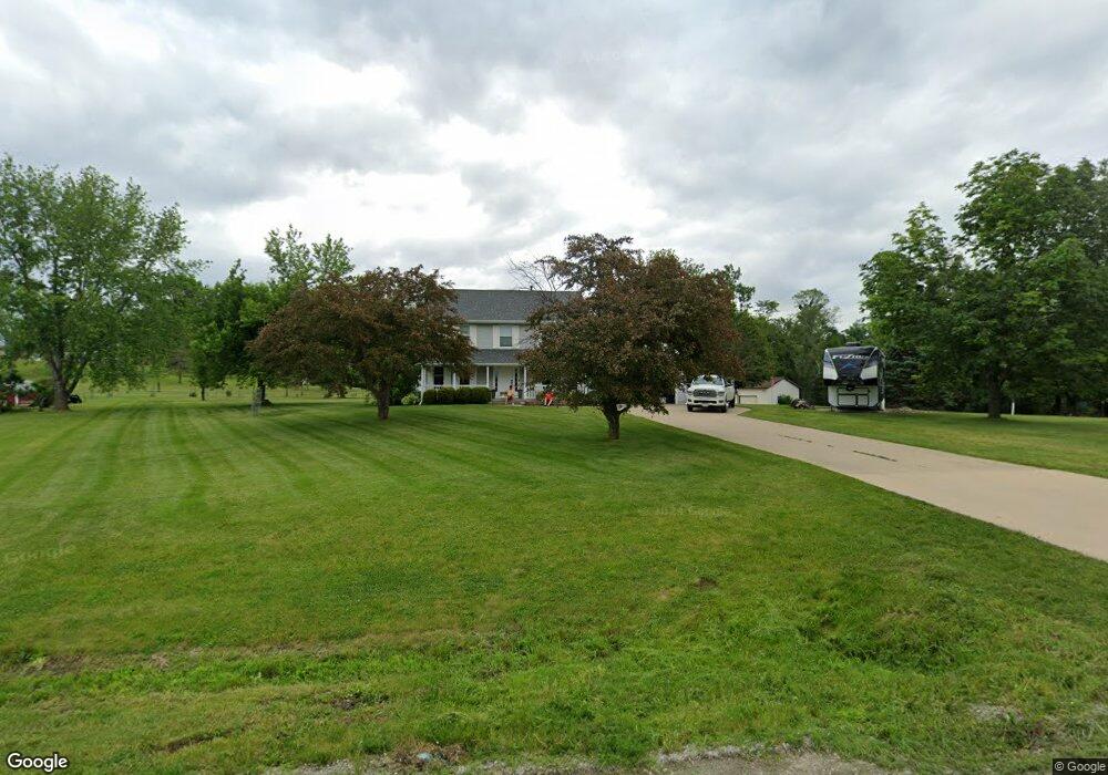 4076 Rogers Rd NW, Cedar Rapids, IA 52405 - photo 1