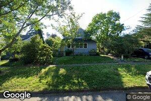 1953 Columbia St, Eugene, OR 97403