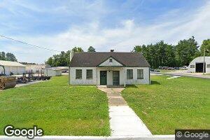 300 E Broad St, Blackstone, VA 23824