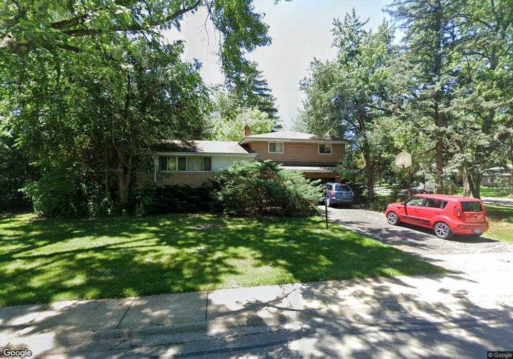 1037 Hemlock Ln, Naperville, IL 60540 - photo 1