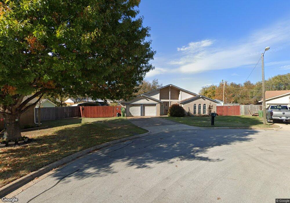 6521 Massey Ct, North Richland Hills, TX 76182 - photo 1