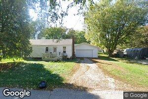 435 N 2nd St, Sheffield, IA 50475