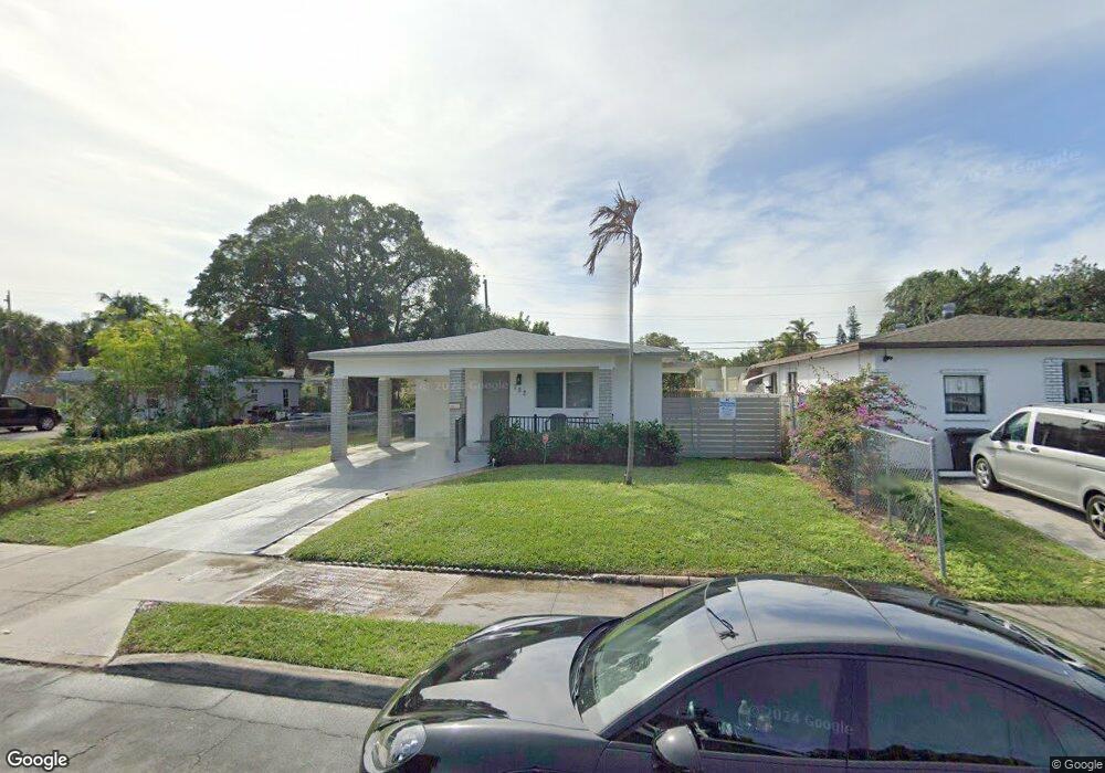 702 42nd St, West Palm Beach, FL 33407 - photo 1