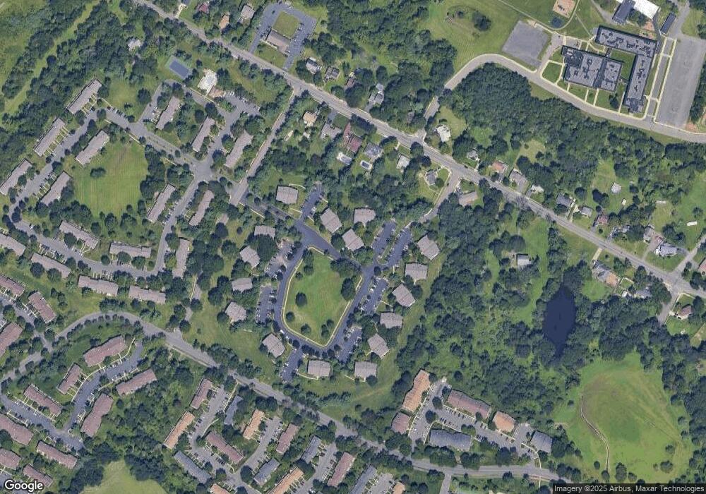 108 Crabapple Ln unit 1, Franklin Park, NJ 08823 - photo 1