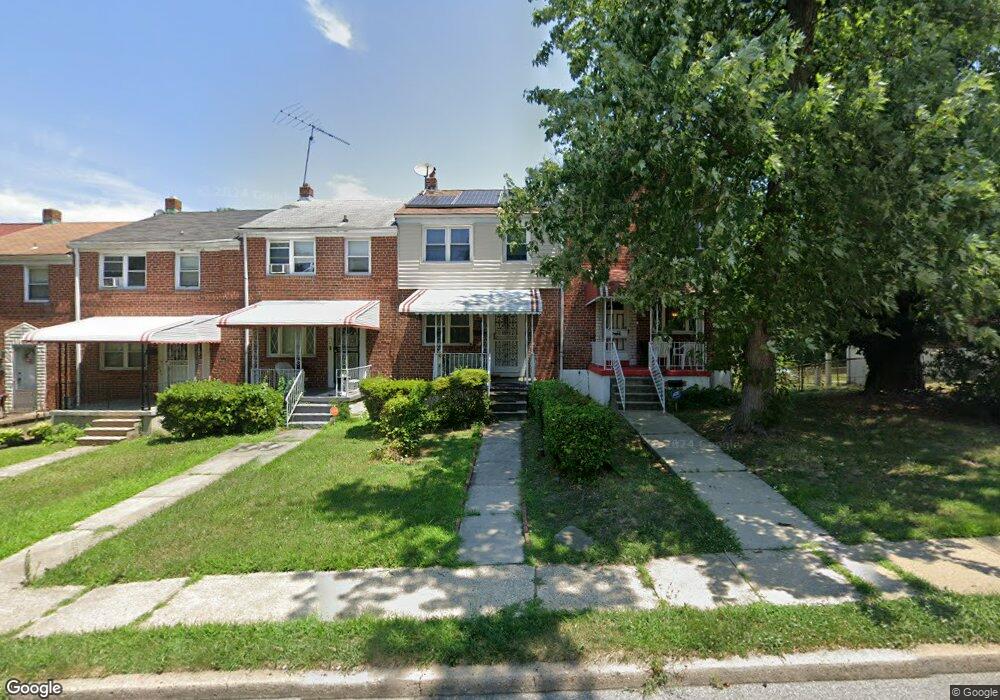 1027 Cooks Ln, Baltimore, MD 21229 - photo 1