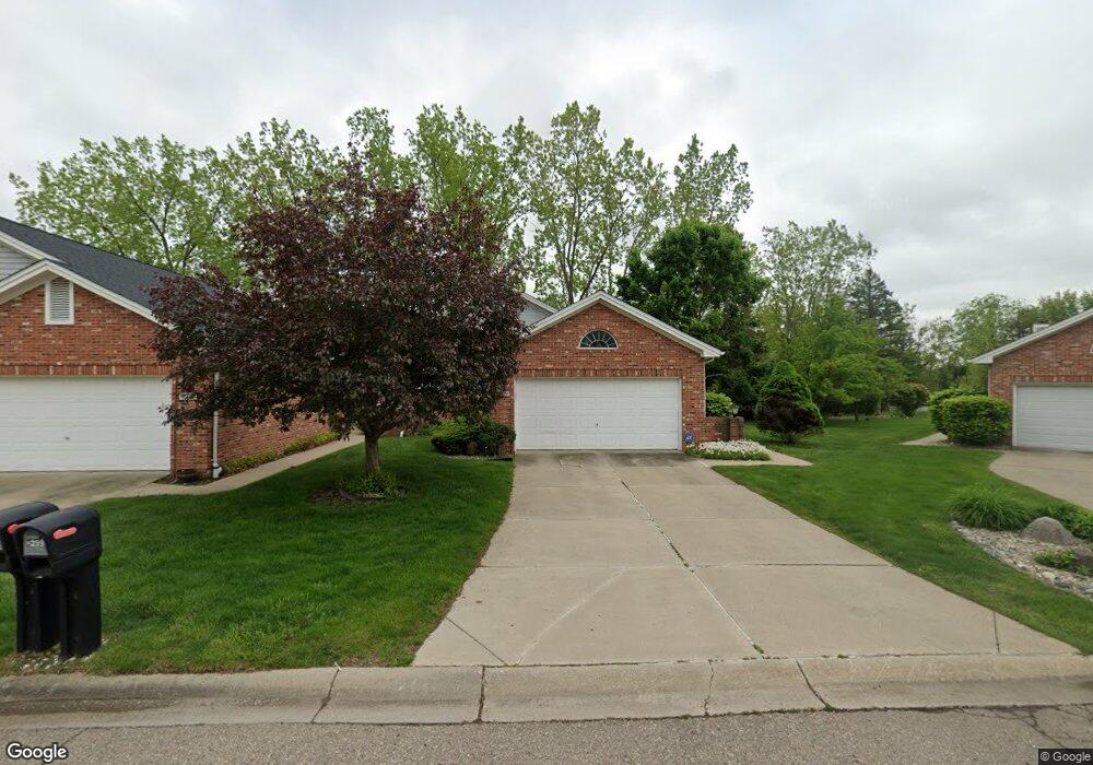 6299 Squire Lake Dr unit 20, Flushing, MI 48433 - photo 1