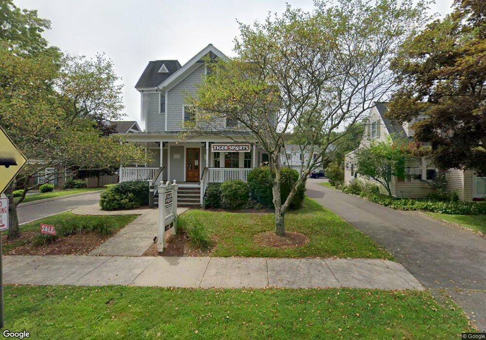 27 Catoonah St unit 3floor, Ridgefield, CT 06877 - photo 1