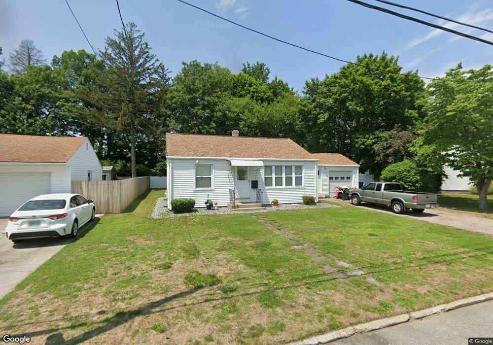 69 Poplar Dr, Cranston, RI 02920 - photo 1
