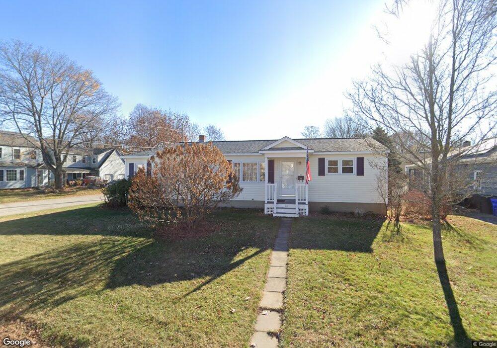 13 Woodlawn Cir, Exeter, NH 03833 - photo 1