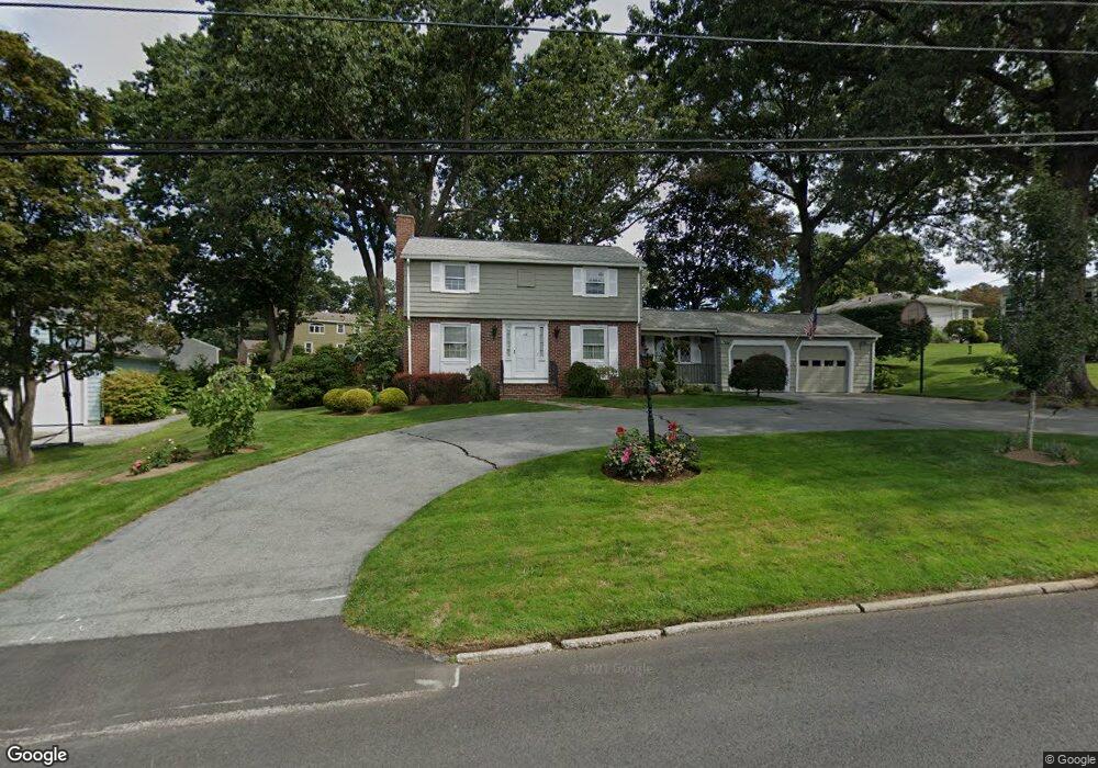 157 Sweetbriar Dr, Cranston, RI 02920 - photo 1