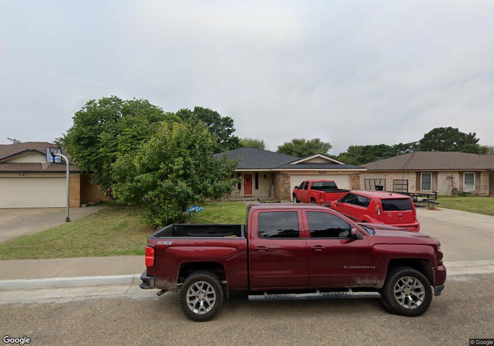 623 Forrest Dr, Dumas, TX 79029 - photo 1