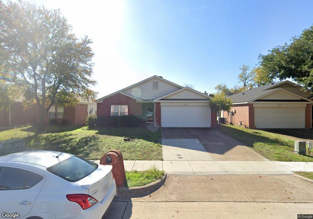 1013 Springcreek Dr, Denton, TX 76210 - photo 1