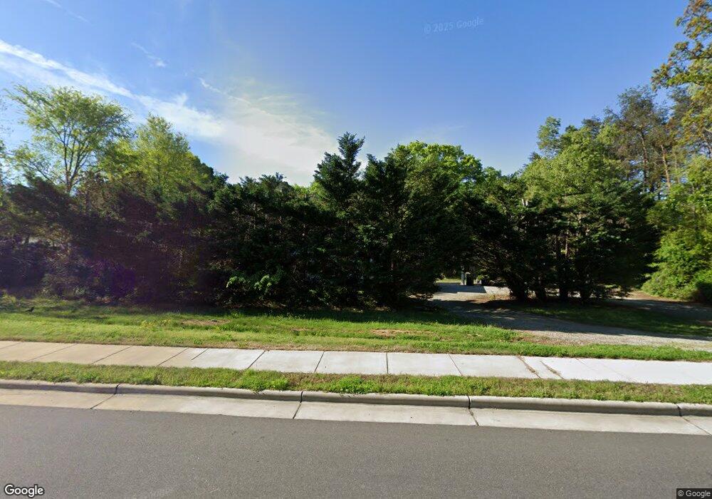 1506 Skeet Club Rd, High Point, NC 27265 - photo 1