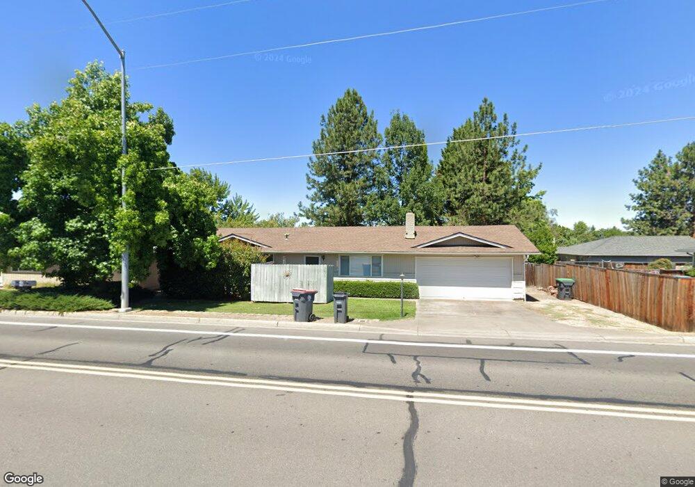 2875 E McAndrews Rd, Medford, OR 97504 - photo 1