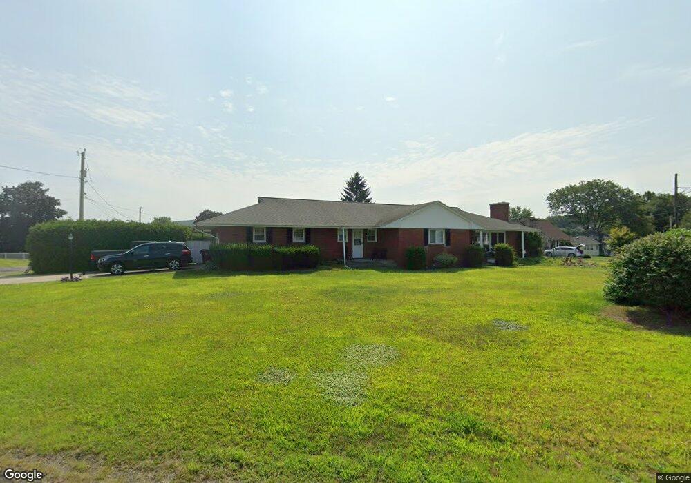 10 Homestead Ln, Ludlow, MA 01056 - photo 1