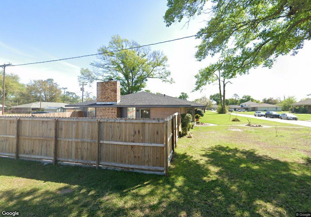 701 Reigel St, Lake Charles, LA 70607 - photo 1