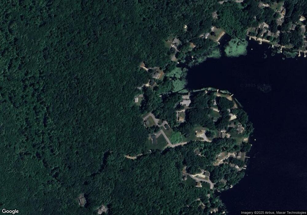 44 Holts Point Rd, Sandown, NH 03873 - photo 1