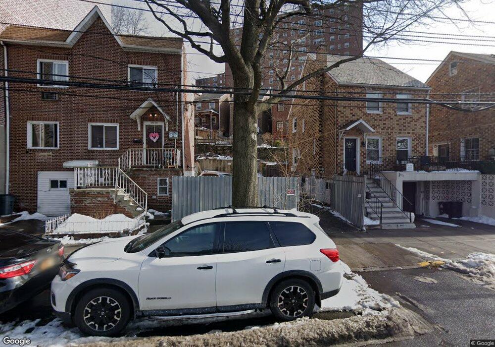 3828 Orloff Ave, Bronx, NY 10463 - photo 1