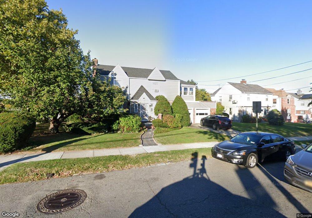 16723 Grand Central Pkwy, Jamaica, NY 11432 - photo 1