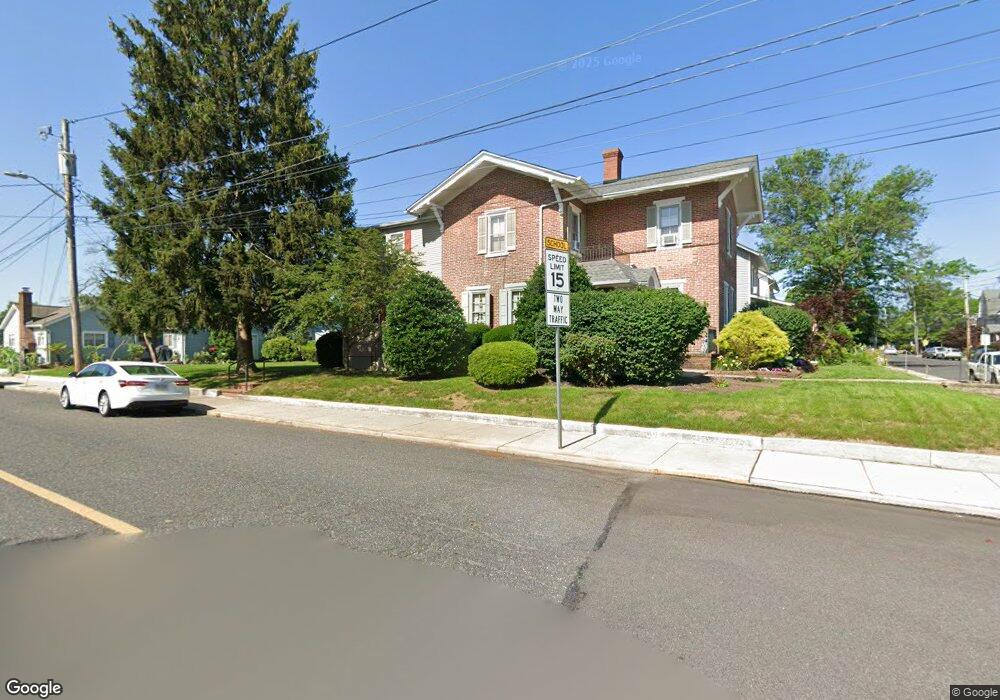 602 Juniper St, Quakertown, PA 18951 - photo 1