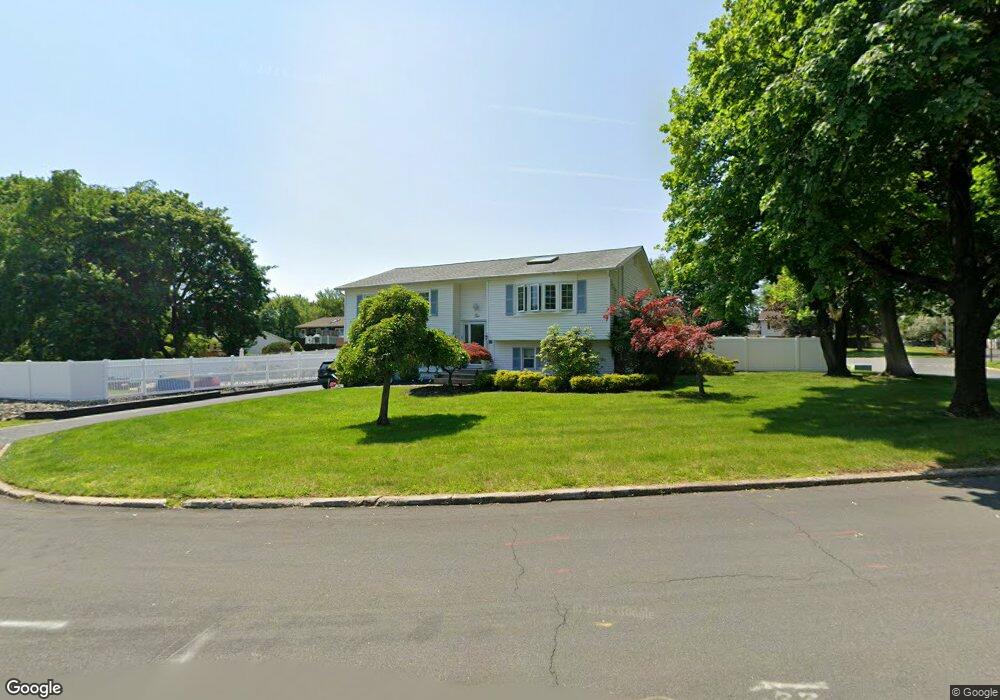 2 Eastpark Ct, Garnerville, NY 10923 - photo 1