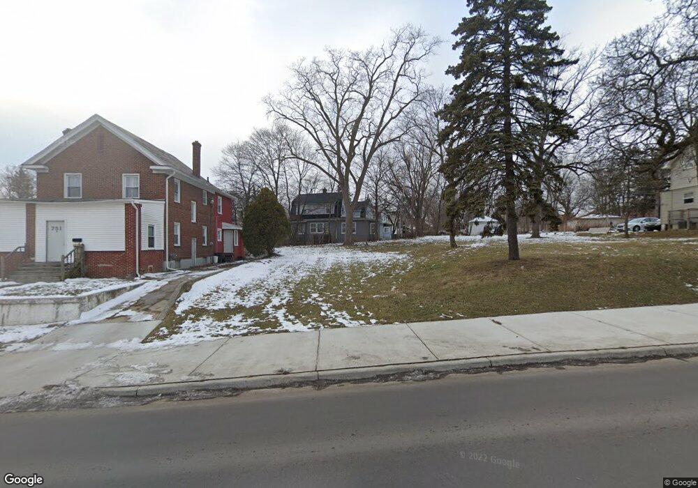 755 Dupont St, Flint, MI 48504 - photo 1