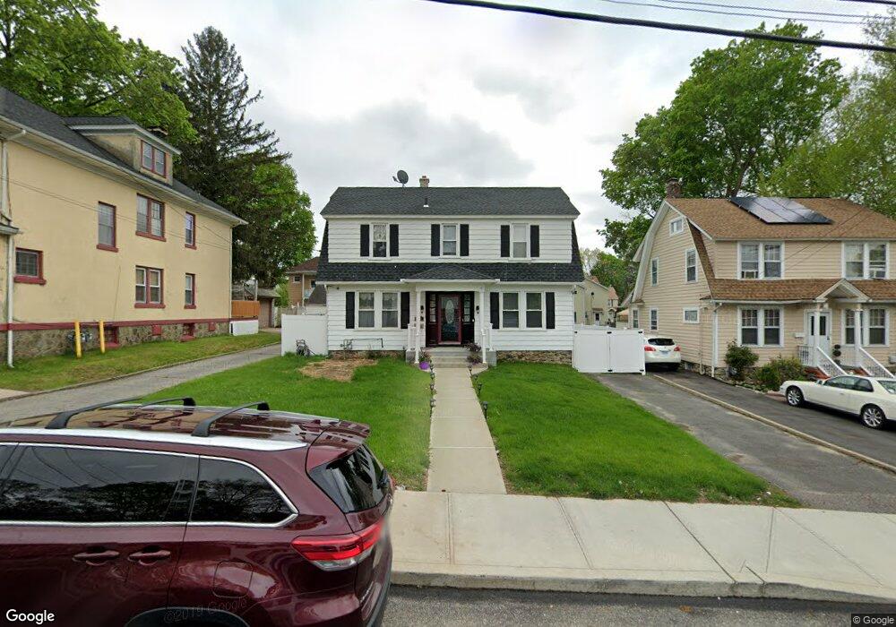 811 Cooke St, Waterbury, CT 06710 - photo 1