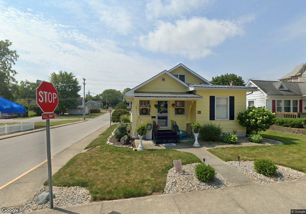 228 E Washington St, Bluffton, IN 46714 - photo 1